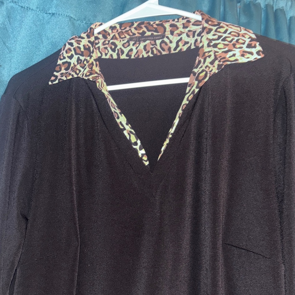 Adrianna Papell Black Top with Leopard Print Collar